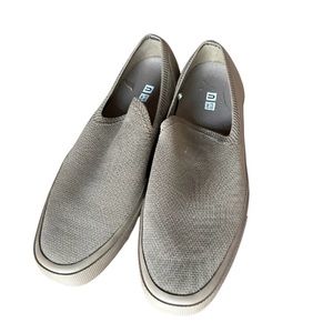 Uniqlo slip-on shoes
